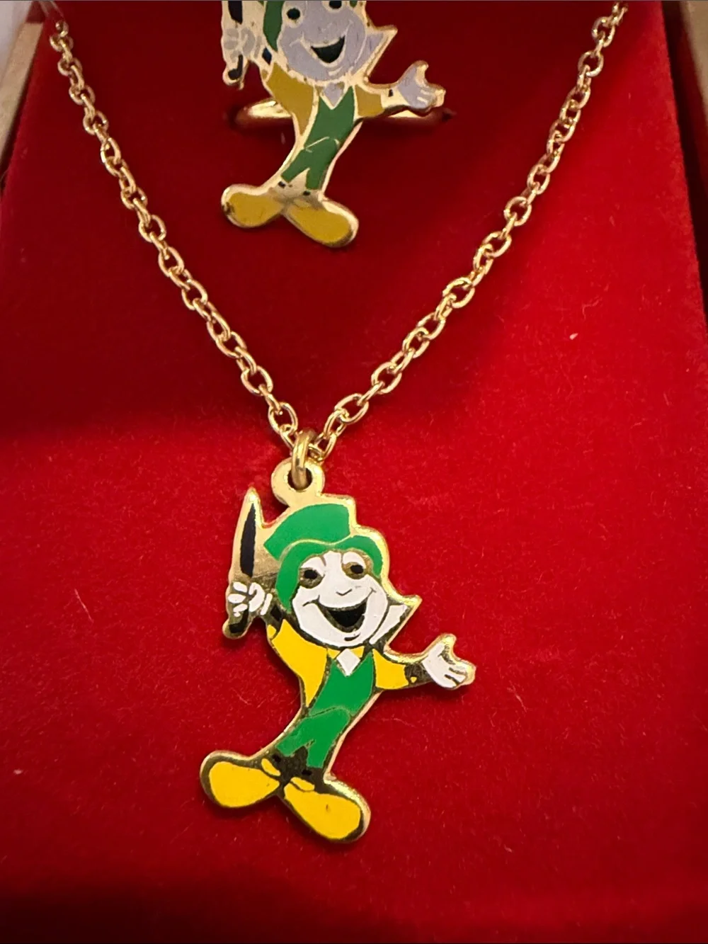 Vintage Disney Jiminy Cricket Adjustable Ring and Necklace Gold Tone Enameled - Picture 3 of 4